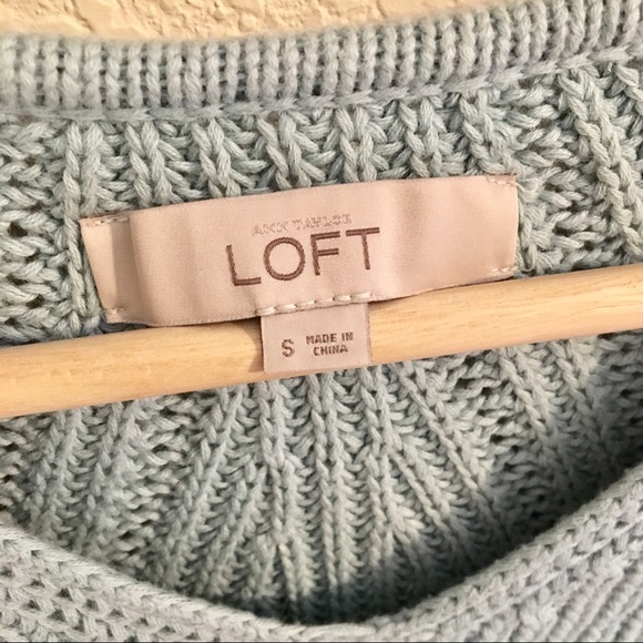 V-neck sweater | Tiffany blue - Picture 3 of 6